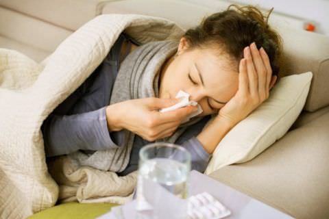 Простудные патологии - не единственная причина боли в грудной клетке во время кашля