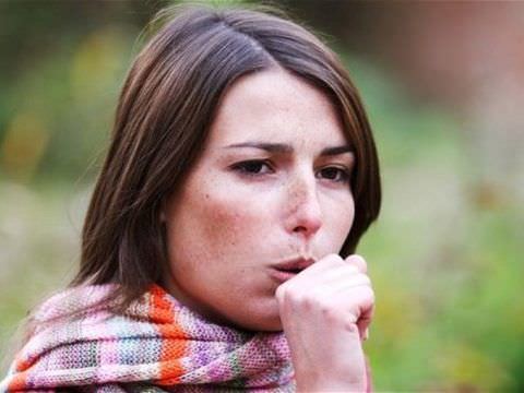 Чтобы хронический кашель не омрачал жизнь, следует наблюдаться у специалиста