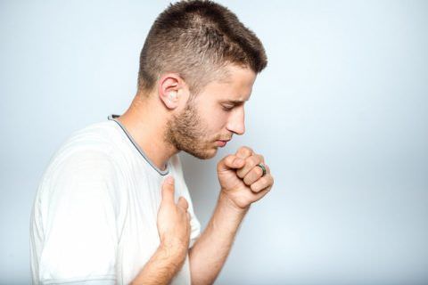 Сухой кашель - крайне неприятный симптом