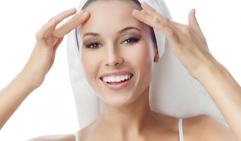 Чистка лица в домашних условиях — очищение кожи просто