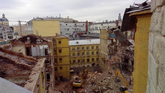 Если дом под снос нужно ли платить квартплату