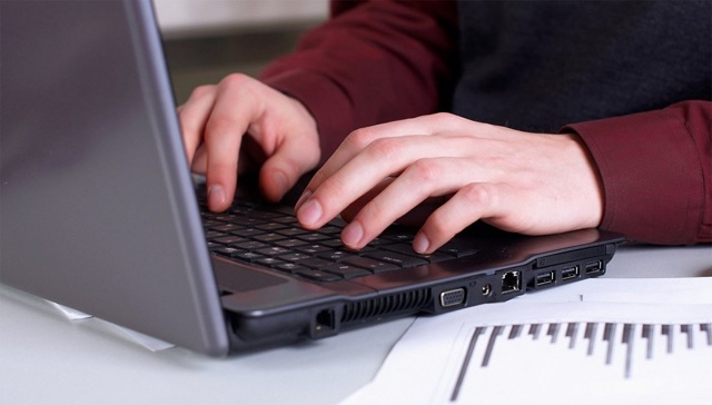 Если есть долги по жкх можно ли летать по россии