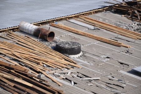 Если потекла крыша в многоквартирном доме что делать