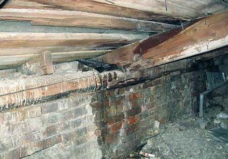 Если потекла крыша в многоквартирном доме что делать