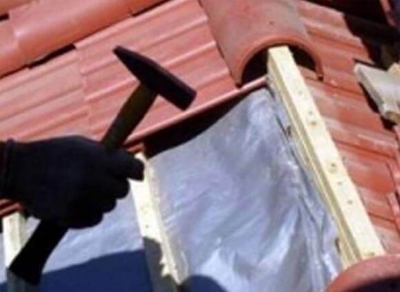 Если протекла крыша в многоквартирном доме куда обращаться