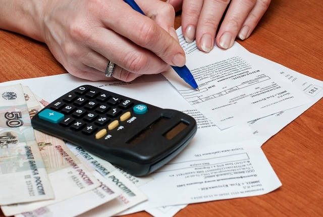 Если соседи не платят за коммунальные услуги что делать