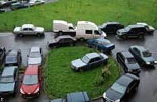 Где можно парковать автомобиль во дворе многоквартирного дома