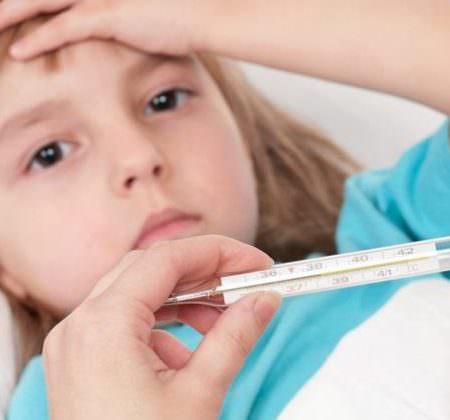 Как быстро сбить температуру в домашних условиях, снизить у взрослого и ребенка