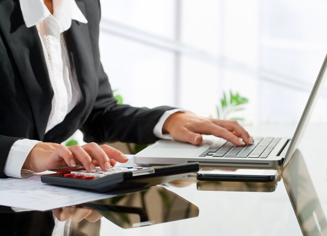 Как начисляется пеня за просрочку платежа коммунальных услуг пример