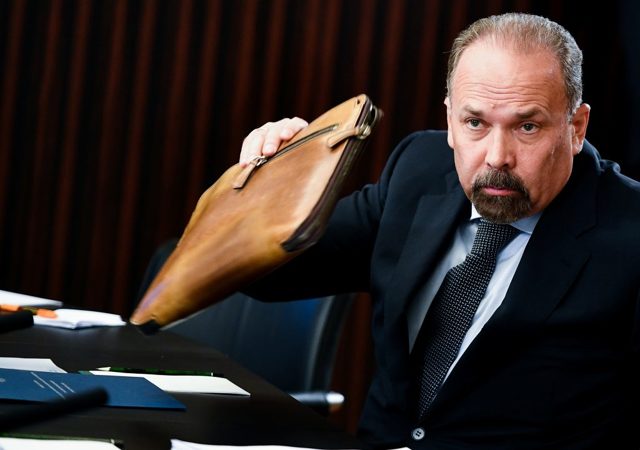 Как написать письмо мень михаилу министру жкх