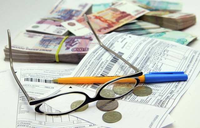 Как насчитывается пеня по задолженности за коммунальные услуги