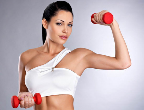 Как подтянуть грудь в домашних условиях &mdash; упражнения, массаж, увлажнение