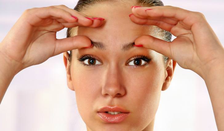 Как убрать морщины на лбу в домашних условиях