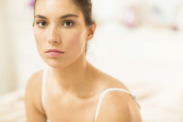 Как уменьшить жирность кожи лица, народные средства