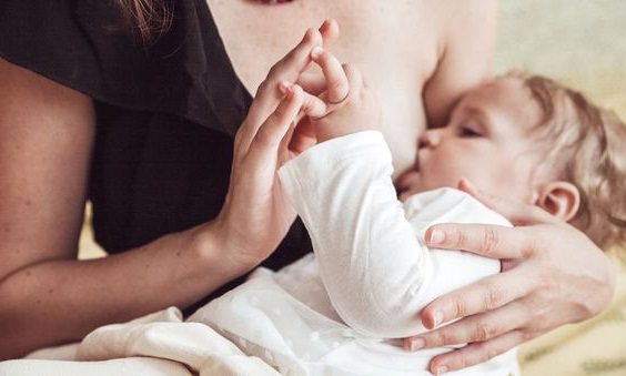 Как увеличить лактацию при грудном вскармливании в домашних условиях