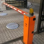 Как во дворе установить шлагбаум во дворе многоквартирного дома в