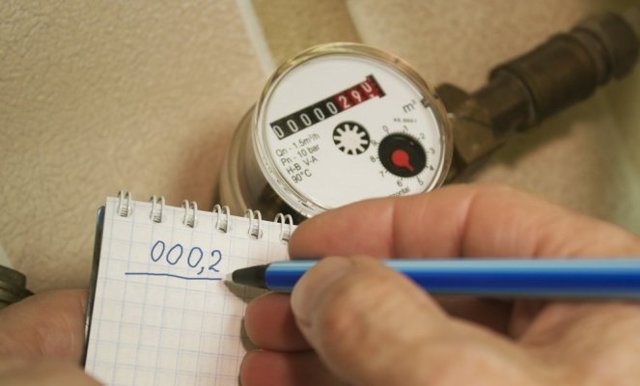 Как вписать показания водосчетчиков в квитанцию жкх