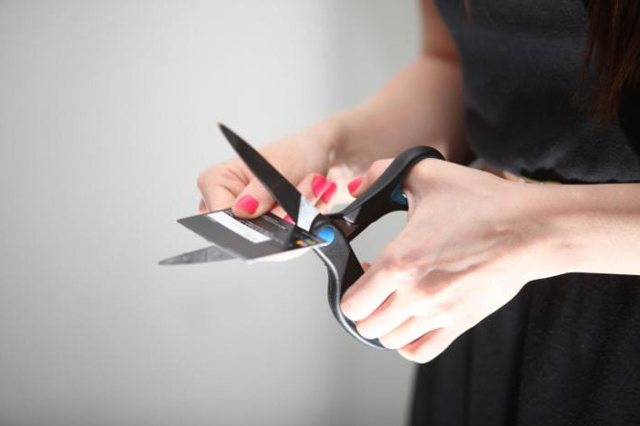 Как вылезти из долгов по квартплате