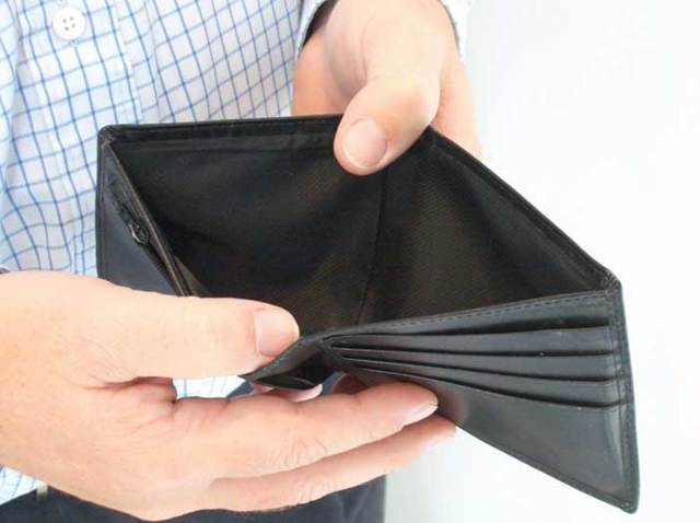 Как вылезти из долгов жкх